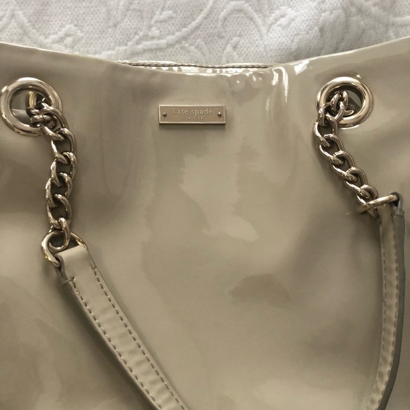 ❌SOLD❌Kate Spade Patent leather bag - Picture 8 of 9